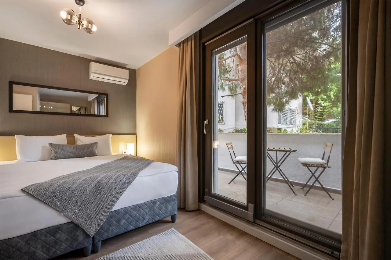 Ciragan Apart Bosphorus Istanbul
