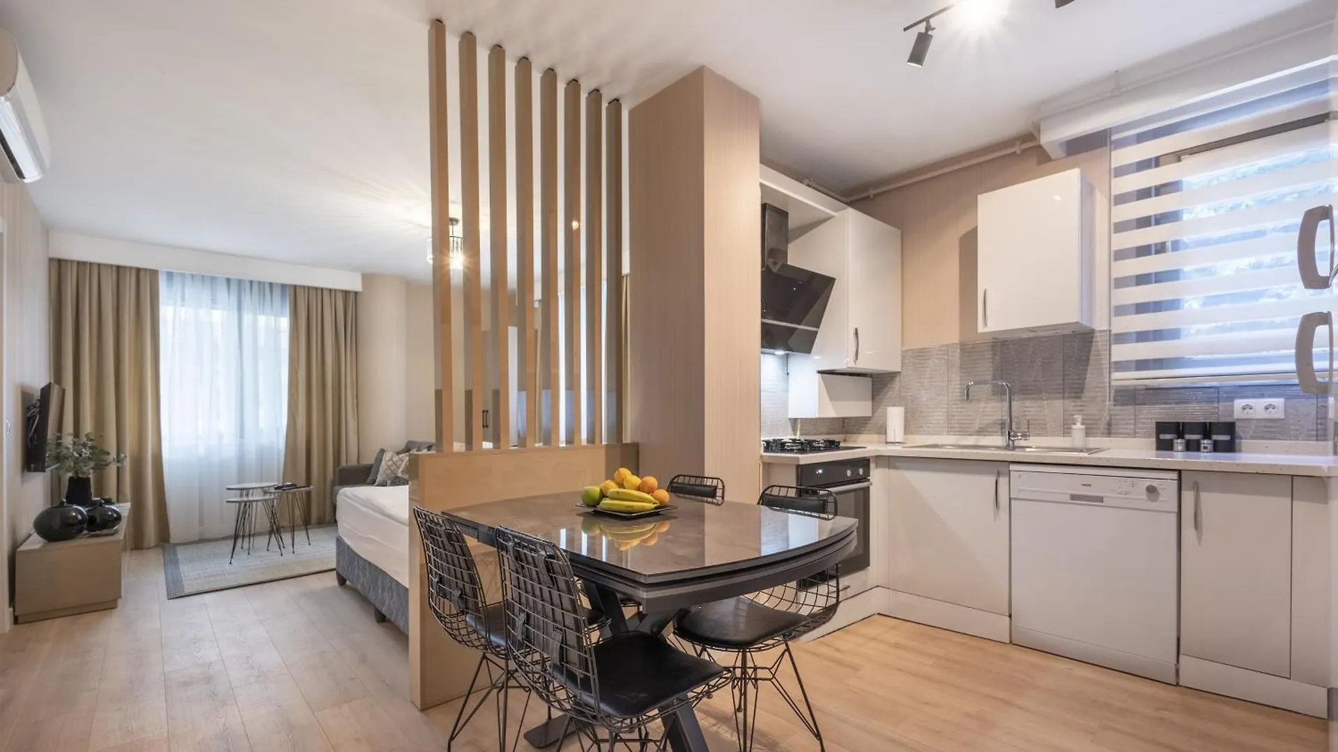 Ciragan Apart Bosphorus Istanbul
