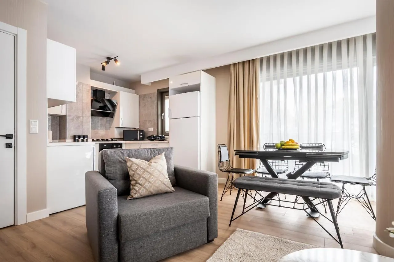 Ciragan Apart Bosphorus Istanbul